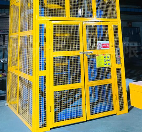 黄平货梯可以安装在室外吗